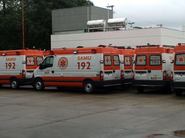 Em Varginha, 15 ambulâncias do Samu estão paradas sem uso. (Foto: Reprodução EPTV)