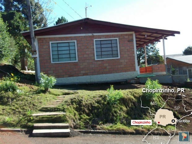 Casa onde mora a família de Elize, em Chopinzinho (Foto: Cassiane Seghatti/G1)