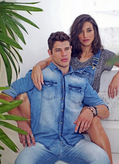 Débora Nascimento e José Loreto se casaram, novamente, mês passado, sem fazer alarde (Foto: André Nicolau) Débora Nascimento e José Loreto se casaram, novamente, mês passado, sem fazer alarde (Foto: André Nicolau)