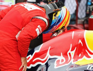 Alonso carro Red Bull (Foto: Getty Images)