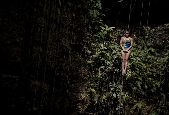 Jacqueline Valente, do Brasil, salta na competição no México (Foto: Romina Amato/Red Bull Content Pool)