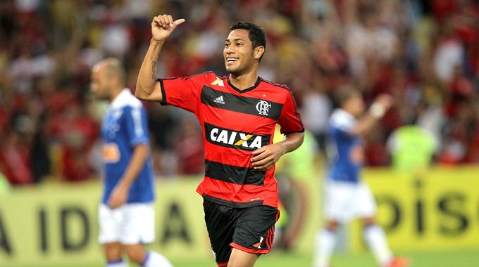 Hernane gol jogo Flamengo e Cruzeiro (Foto: Márcio Mercante  / Agência Estado)