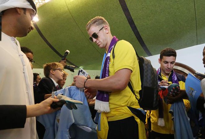 Manchester City chega a Abu Dhabi (Foto: Reprodução )