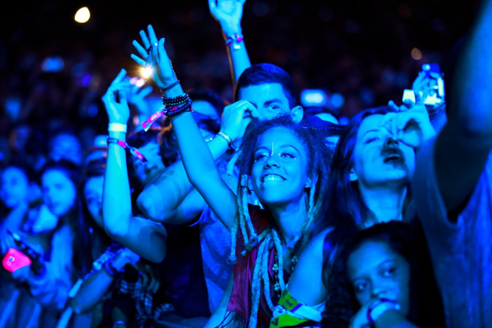 The Weeknd canta e empolga galera do palco Onix do Lollapalooza 2017, em São Paulo (Foto:  Marcelo Brandt/G1)