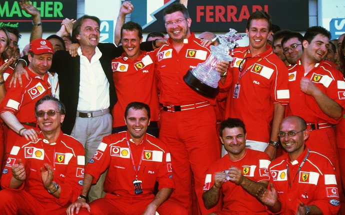 Schumacher e Luciano Burti Ferrari (Foto: Getty Images)