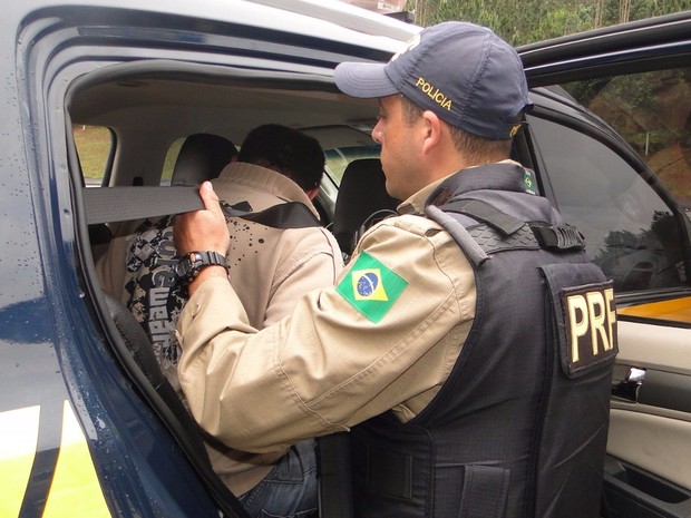 Operação Rota Livre prende três policiais rodoviários federais.  (Foto: Polícia Rodoviária Federal/ Divulação)