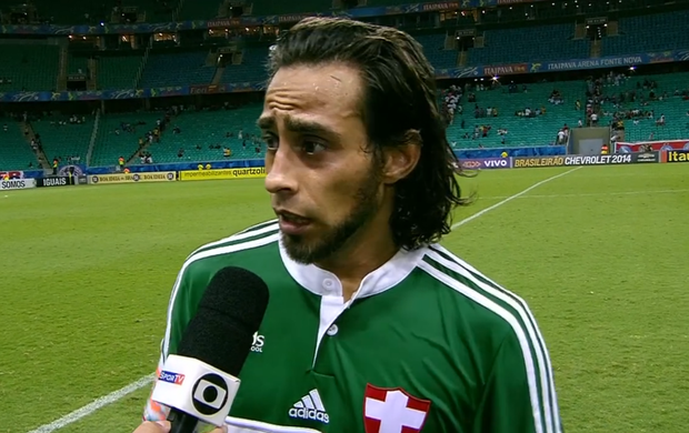 Antes de reclamação, Valdivia afirma que com Vuaden é possível dialogar