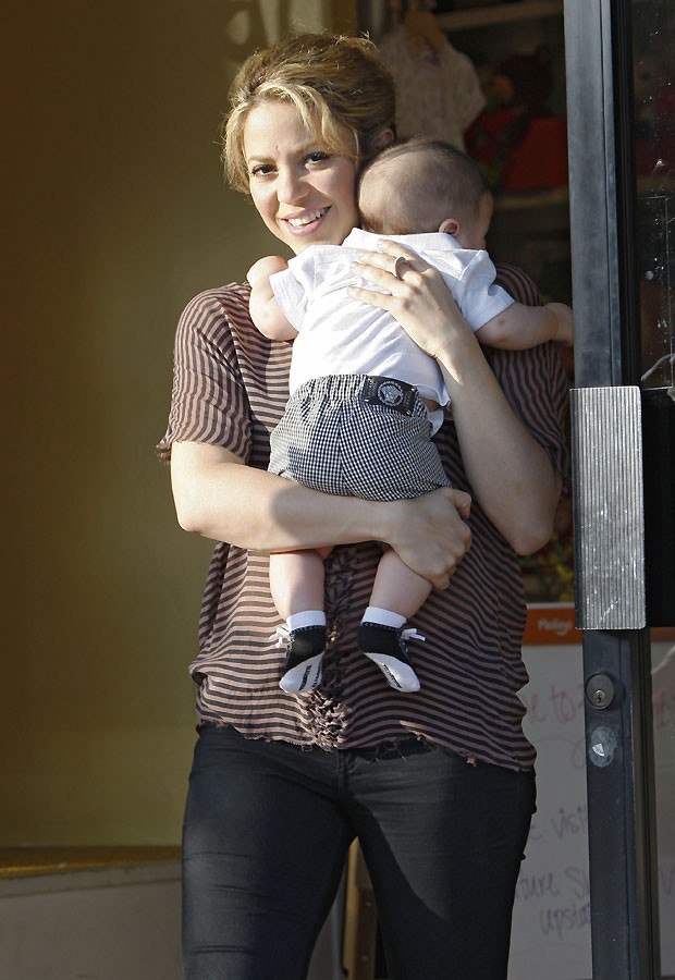 Shakira e Milan (Foto: Splash News)