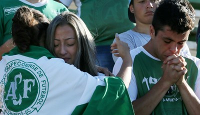 Torcida da Chapecoense na Arena Condá (Foto: Reuters) Torcida da Chapecoense na Arena Condá (Foto: Reuters)