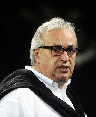 Cadê o técnico? Corinthians corre para anunciar acerto nesta segunda