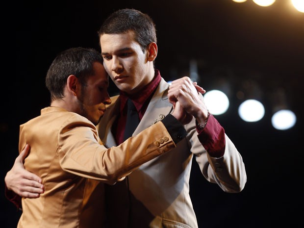 Daniel Alejandro Arroyo Miranda, da Venezuela, e Juan Pablo Ramirez, da Argentina, competem no festival (Foto: Enrique Marcarian/Reuters)