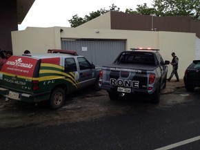 Policial do Ronda Cidadão foi encaminhada para a Central de Flagrantes em Teresina (Foto: Gilcilene Araújo/G1)