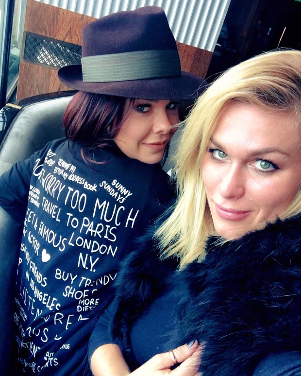 Fernanda Souza e Ludmila Dayer em Londres (Foto: Reprodução / Instagram)