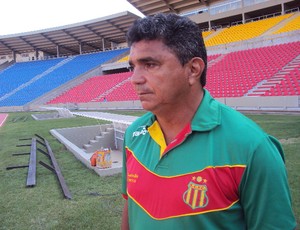 Treinador diz que jogo do Castelão será uma batalha (Foto: Afonso Diniz/Globoesporte.com)
