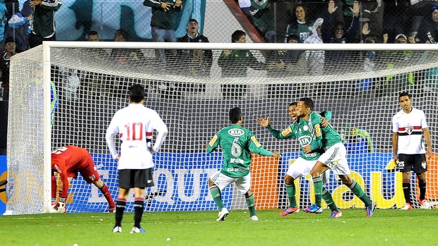 Palmeiras x São Paulo, Mazinho (Foto: Marcos Ribolli / Globoesporte.com)