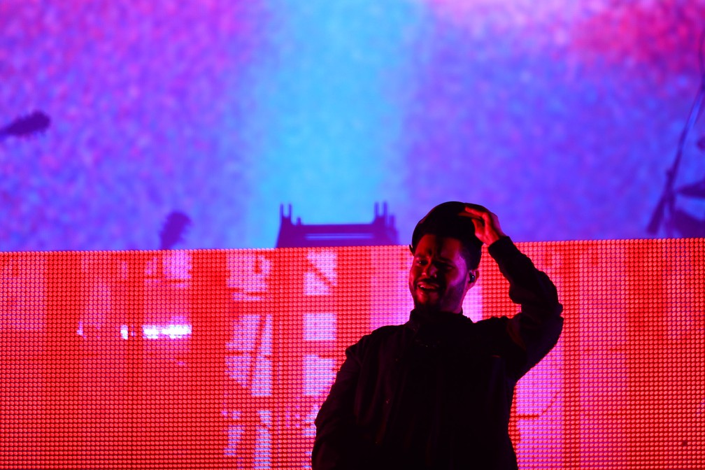 The Weeknd canta e empolga galera do palco Onix do Lollapalooza 2017, em São Paulo (Foto: Marcelo Brandt/G1)
