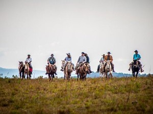Programação iniciou no dia 10 de agosto e incluiu cavalgada na Serra (Foto: Divulgação/Viva Serra)
