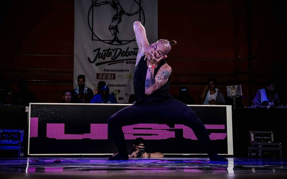 O dançarino brasiliense Vitor Hamamoto foi o único brasileiro selecionado na categoria experimental para comepetir nas finais no Juste Debout, em Paris (Foto: Juste Debout/Divulgação)