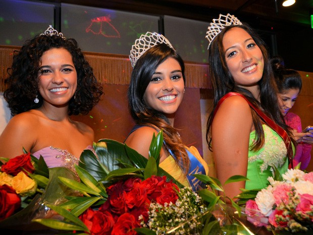 Mariana e as candidatas que ficaram em segundo e terceiro lugar (Foto: Vanessa Caetano Photograpy) Mariana e as candidatas que ficaram em segundo e terceiro lugar (Foto: Vanessa Caetano Photograpy)