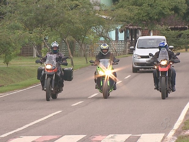 Expedicionários saem do Acre com destino aos Andes (Foto: Reprodução/TV Acre)