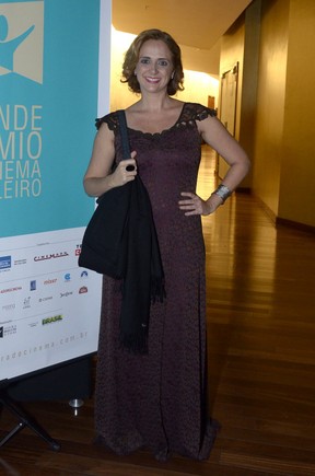 Letícia Isnard após premiação no Rio (Foto: Roberto Teixeira/EGO)
