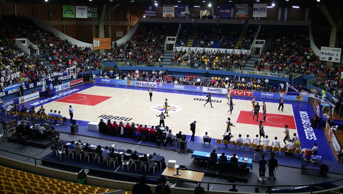 Estádio Hugo Ramos, Caldeirão, basquete (Foto: FIBA)