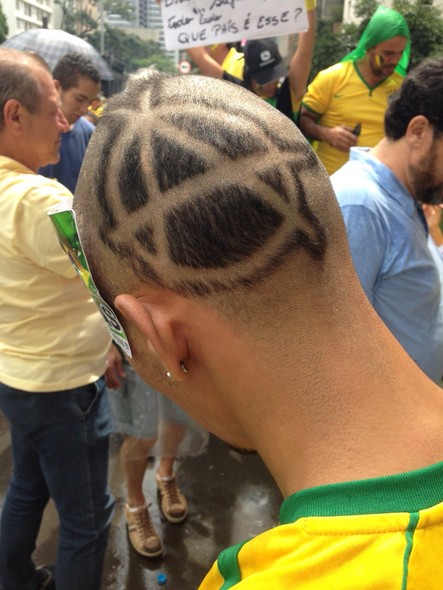 Ricardo Ferreira de Miranda, 28 anos, cabelereiro do Capão Redondo, periferia de São Paulo: 