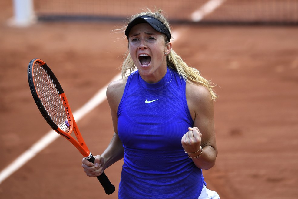 Elina Svitolina vibra após virada e classificação às quartas em Roland Garros (Foto: FRANCOIS XAVIER MARIT / AFP)