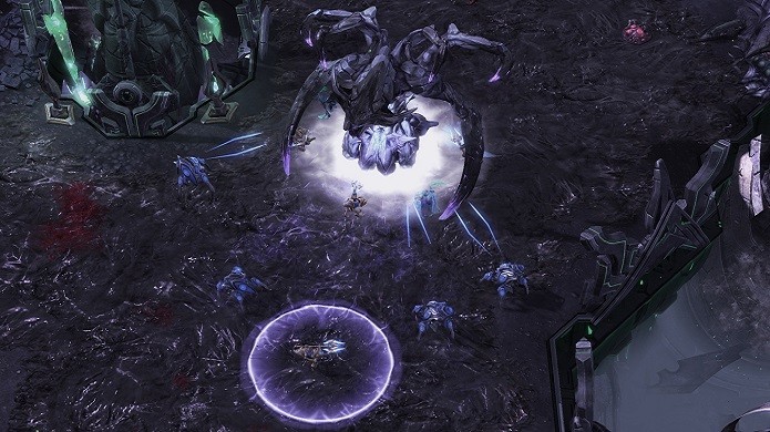 Em Starcraft 2: Legacy of The Void, o antagonista Amon ataca com habilidades e unidades muito poderosas (Foto: Divulgação/Blizzard)