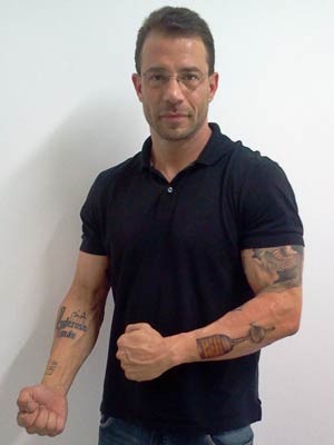 Advogado Tito diz que pretende gastar R$ 60 mil em tatuagens (Foto: Divulgação)