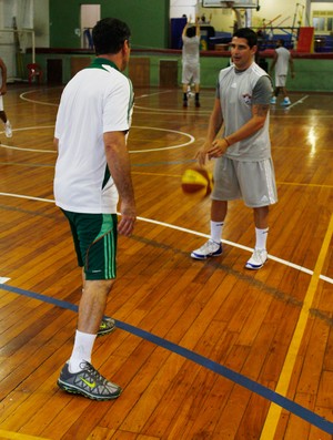 Facundo fluminense basquete (Foto: Divulgação)