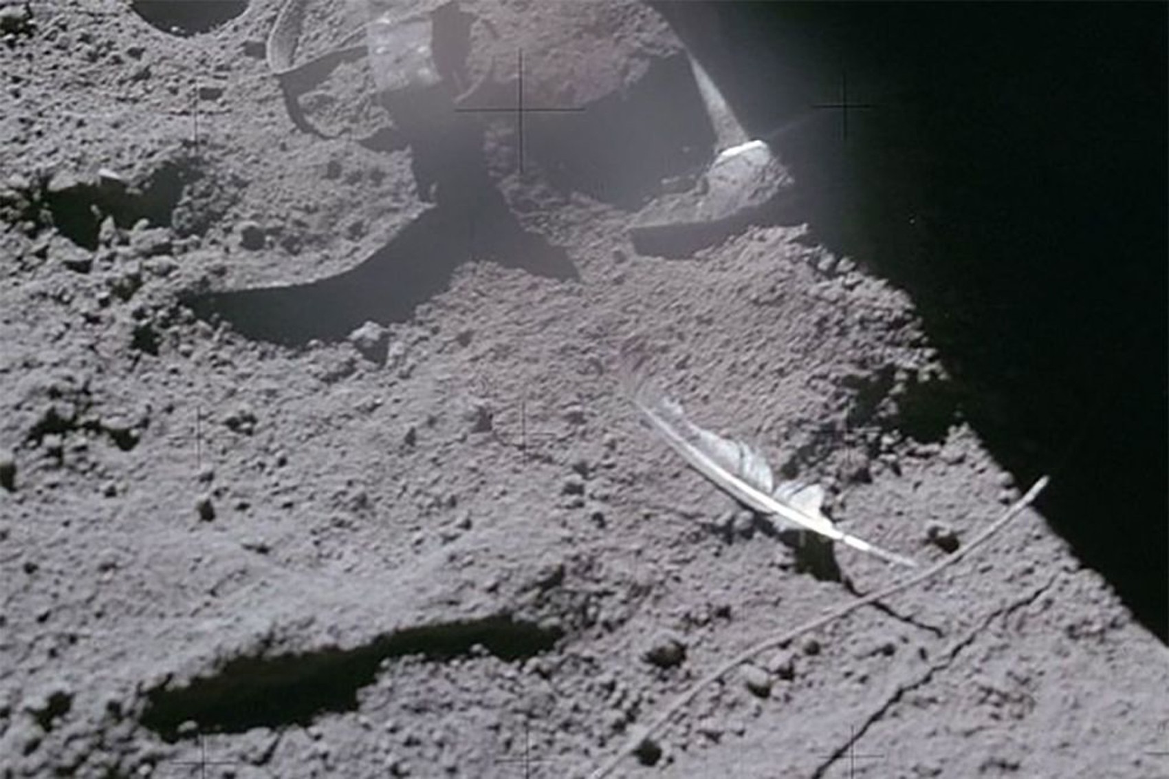 Alguns objetos deixados na Lua