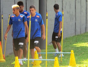 Montillo e Neymar no treino do Santos (Foto: Marcelo Hazan)