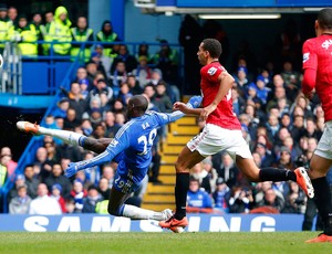 Demba ba chelsea gol manchester united (Foto: Agência Reuters)