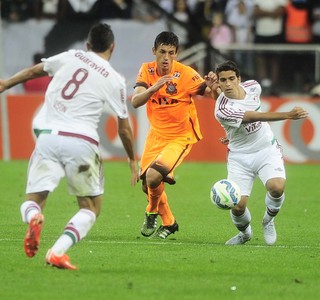 Marciel faz gol, fica 