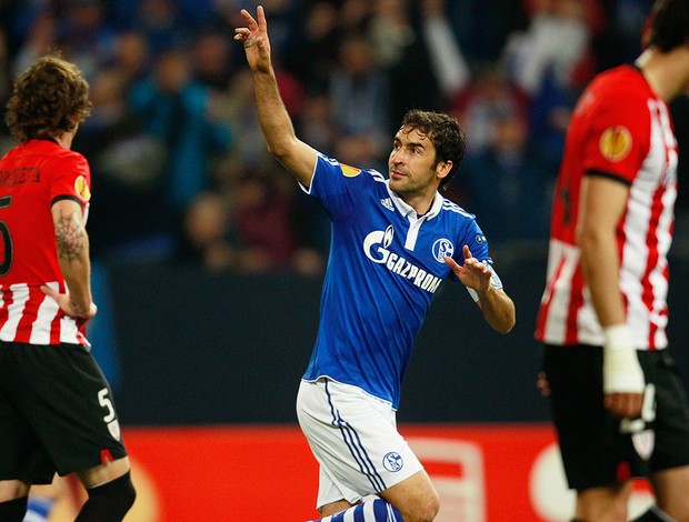 Comemoração Raul - Athletic X Schalke (Foto: Agência Reuters)