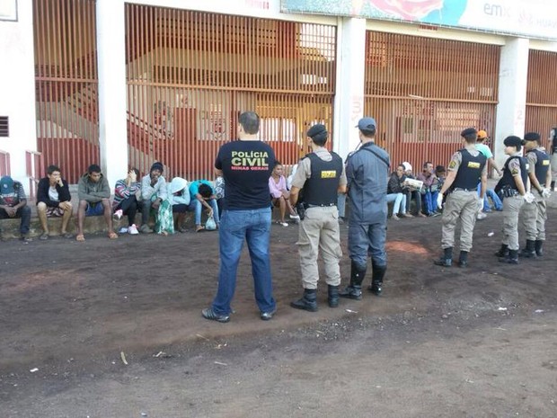 Operação Fênix II realizada em Divinópolis (Foto: Polícia Militar/ Divulgação) Operação Fênix II realizada em Divinópolis (Foto: Polícia Militar/ Divulgação)