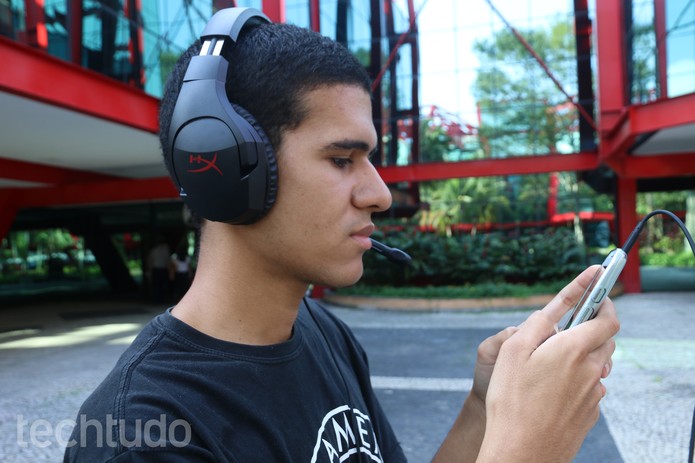 Headset HyperX Cloud Stinger (Foto: Ana Marques/TechTudo) Headset HyperX Cloud Stinger (Foto: Ana Marques/TechTudo)
