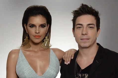 Mariana Rios e Di Ferrero na festa de lançamento de 'Salve Jorge' (Foto: TV Globo)