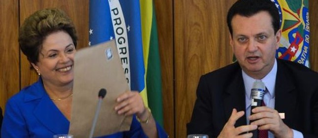 Dilma e Kassab  (Foto: Agência Brasil)