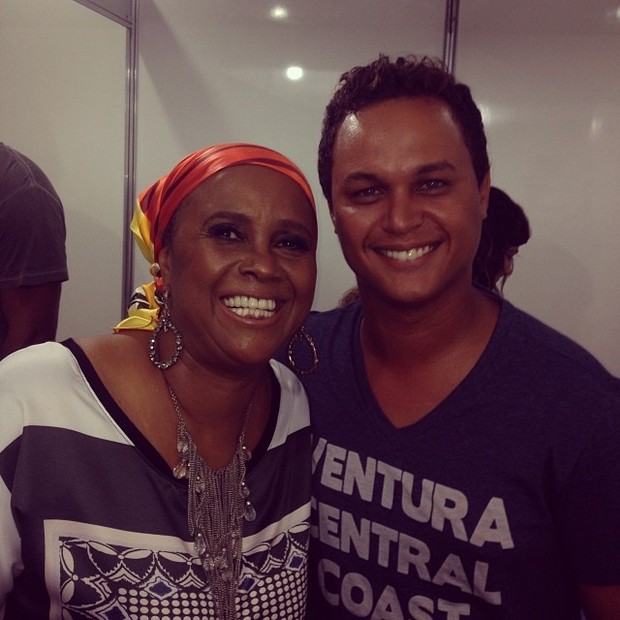 Sandra de Sá e Jamerson Andrade em show na Zona Sul do Rio (Foto: Instagram/ Reprodução)
