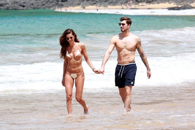 Izabel Goulart e Kevin Trapp (Foto: AgNews)