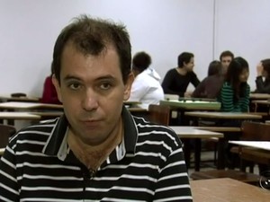 Professor Eder é livre-docente (Foto: Reprodução / TV TEM) Professor Eder é livre-docente (Foto: Reprodução / TV TEM)