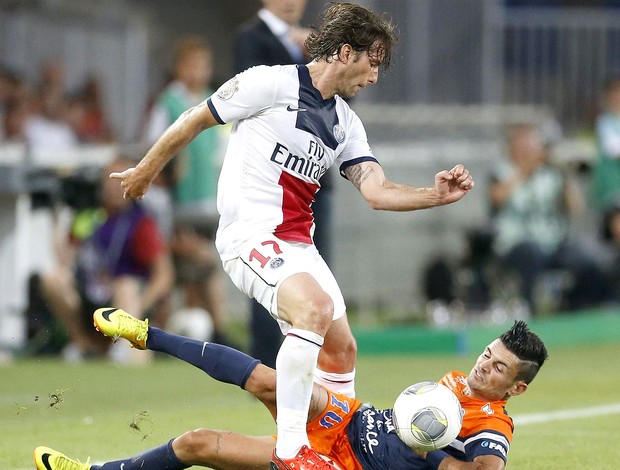 Maxwell jogo PSG contra Montepellier (Foto: EFE)