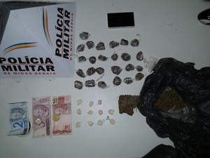 Drogas Santa Cruz de Minas (Foto: Polícia Militar/Divulgação)