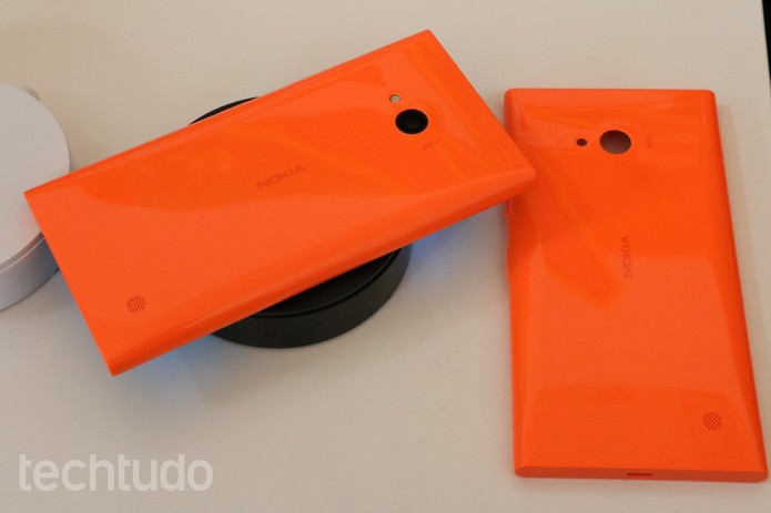 Lumia 730 e 735 (Foto: Fabricio Vitorino/TechTudo) Lumia 730 e 735 (Foto: Fabricio Vitorino/TechTudo)