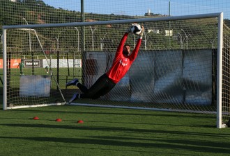 Alisson goleiro Inter (Foto: Tomás Hammes / GloboEsporte.com)