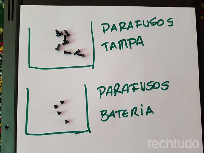 Organização evita extravio e mistura de parafusos diferentes (Foto: Filipe Garrett/TechTudo) Organização evita extravio e mistura de parafusos diferentes (Foto: Filipe Garrett/TechTudo)