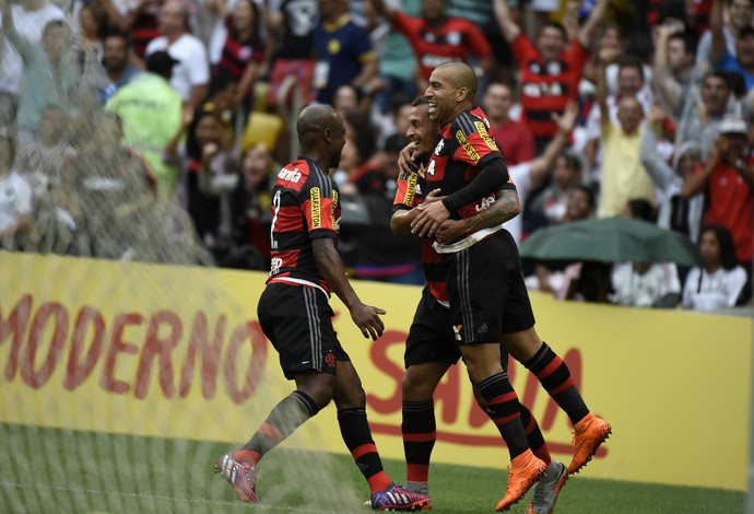 Emerson Sheik gol - Fluminense x Flamengo (Foto: André Durão / GloboEsporte.com)