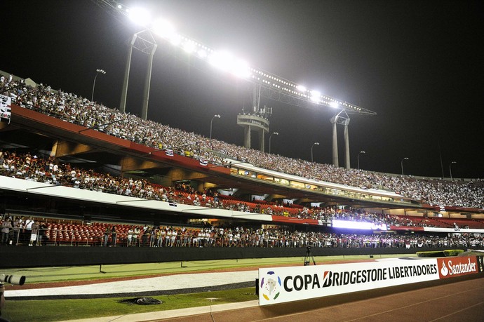 São Paulo River Plate Libertadores (Foto: Marcos Ribolli)